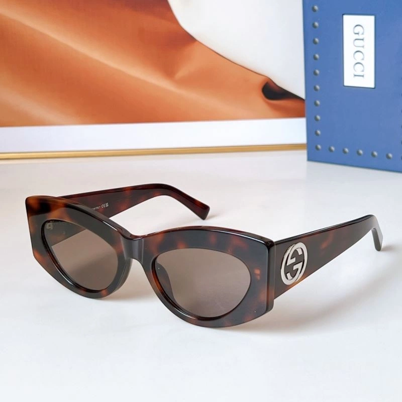 Neat Gucci Sunglasses 280018