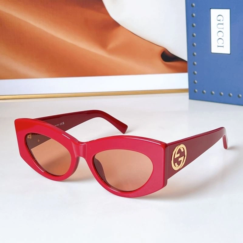Neat Gucci Sunglasses 280018
