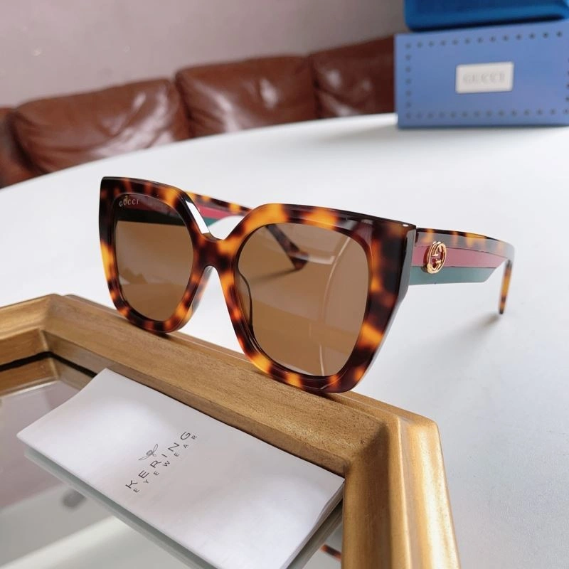 Gucci Sunglasses Soft 280009