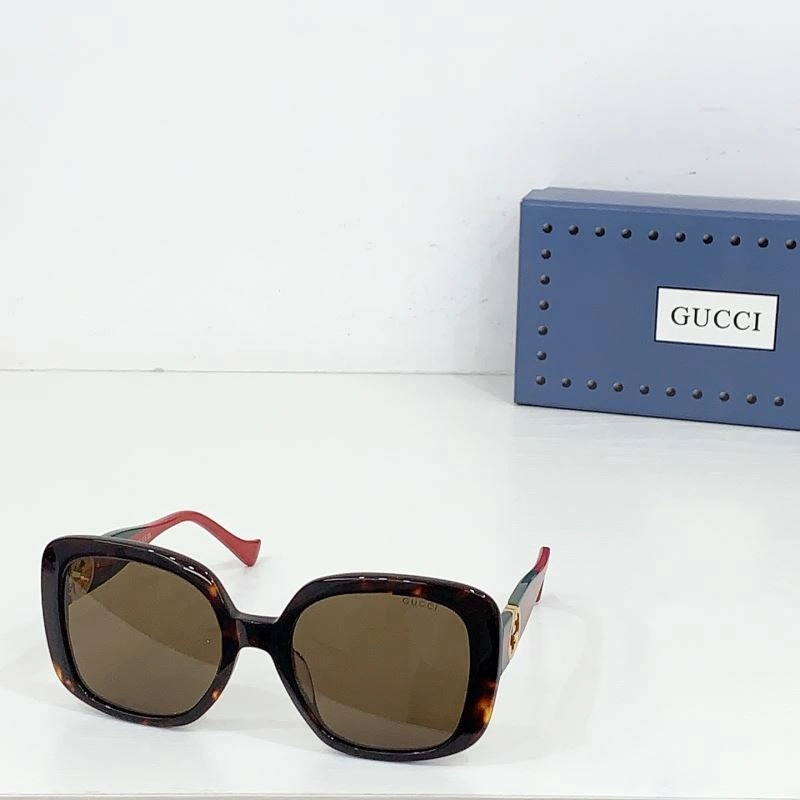 Lightweight Gucci Sunglasses 280008