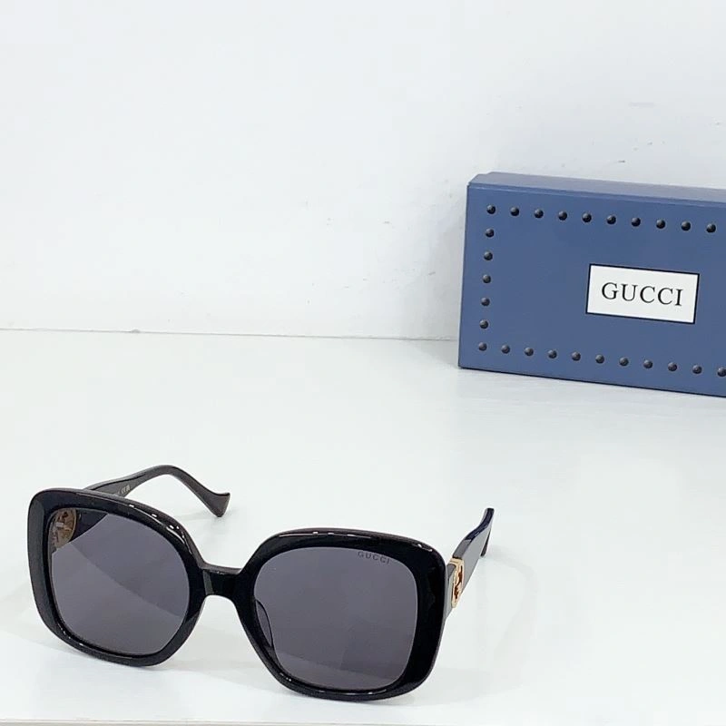 Lightweight Gucci Sunglasses 280008