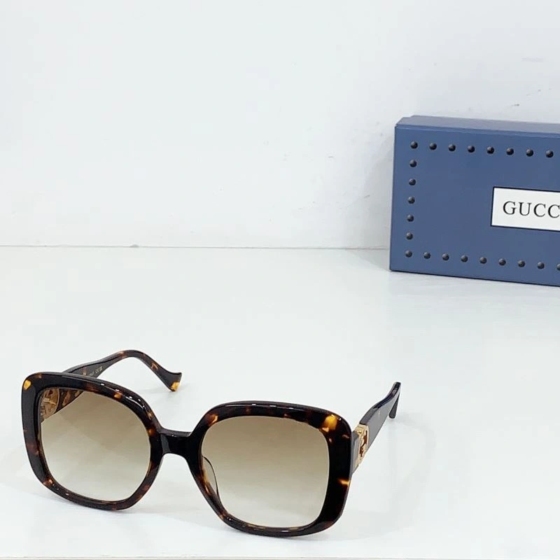 Lightweight Gucci Sunglasses 280008