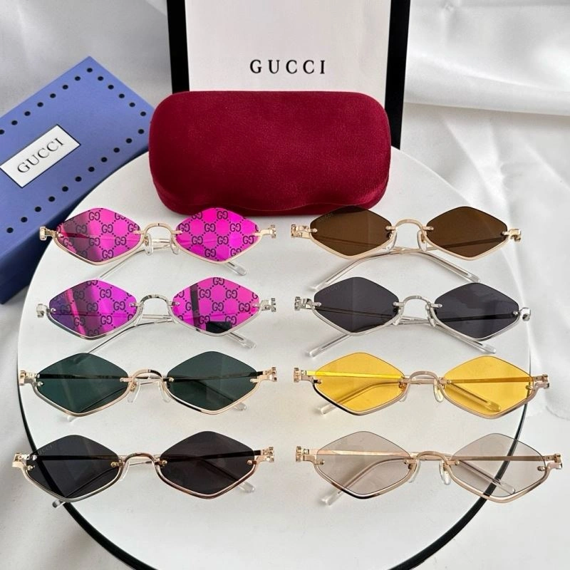 Gucci Sunglasses MultiPurpose 280020