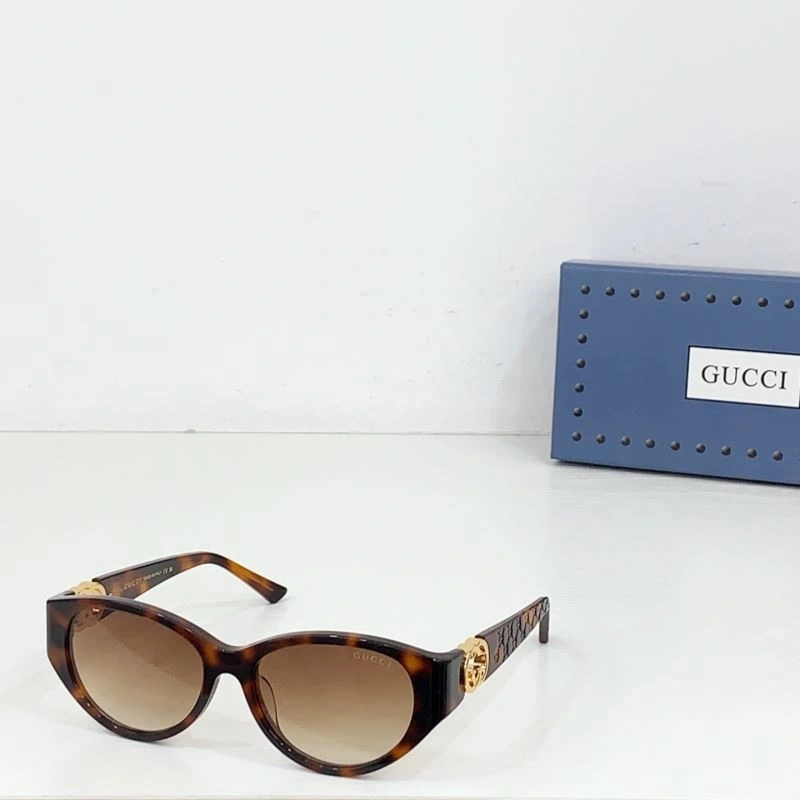 Gucci Sunglasses MoistureWicking 280026