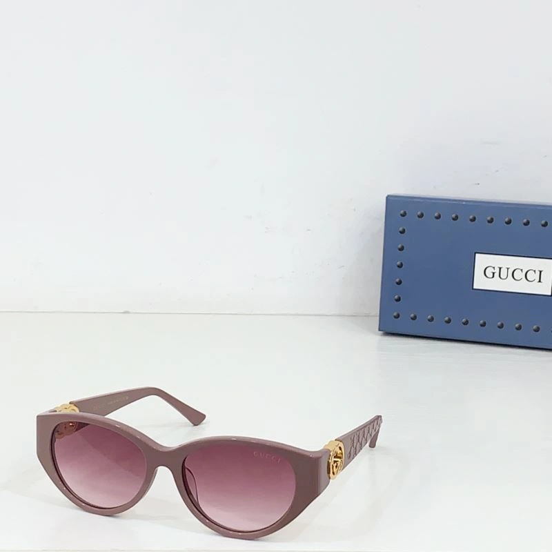 Gucci Sunglasses MoistureWicking 280026