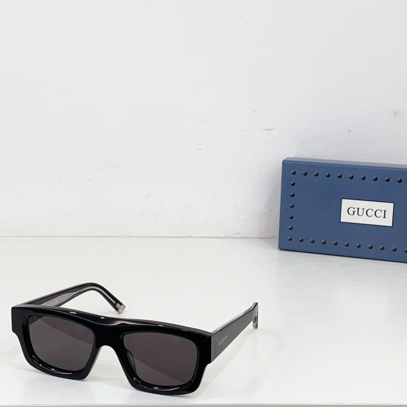 Gucci Sunglasses ModernLook 280024