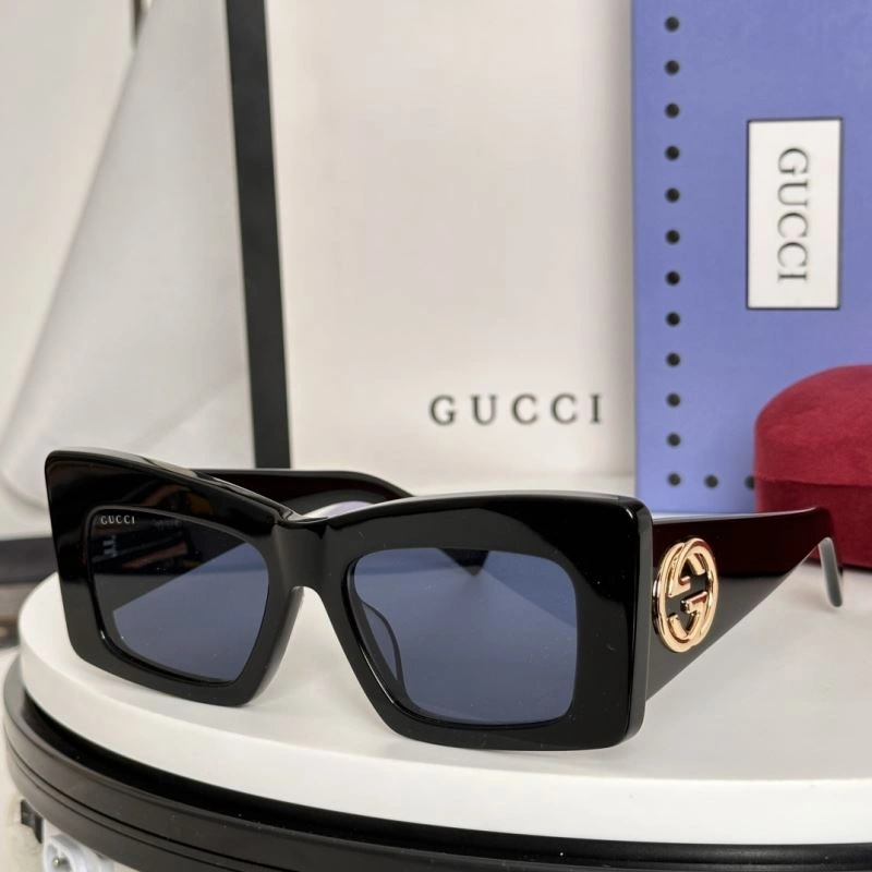 Lightweight Gucci Sunglasses 280014
