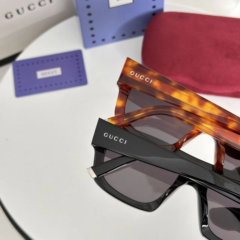 Gucci Sunglasses Flexible 280001