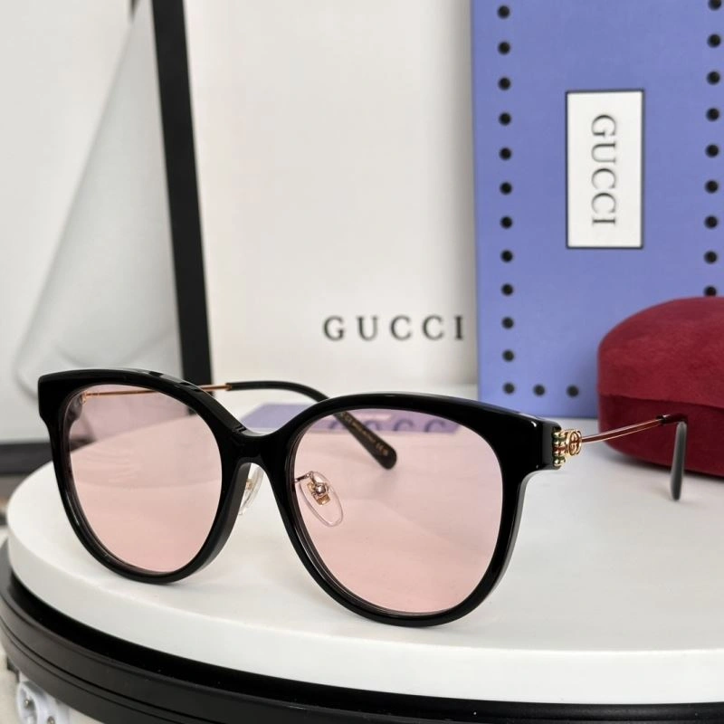Gucci Sunglasses RelaxedFit 279999