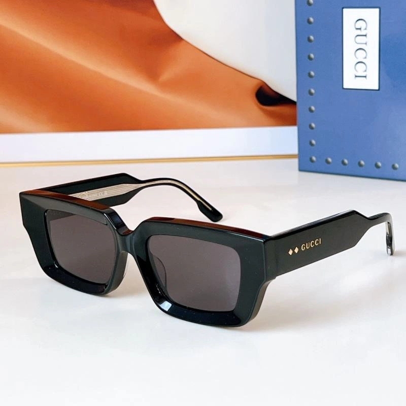 Chic Gucci Sunglasses 279996