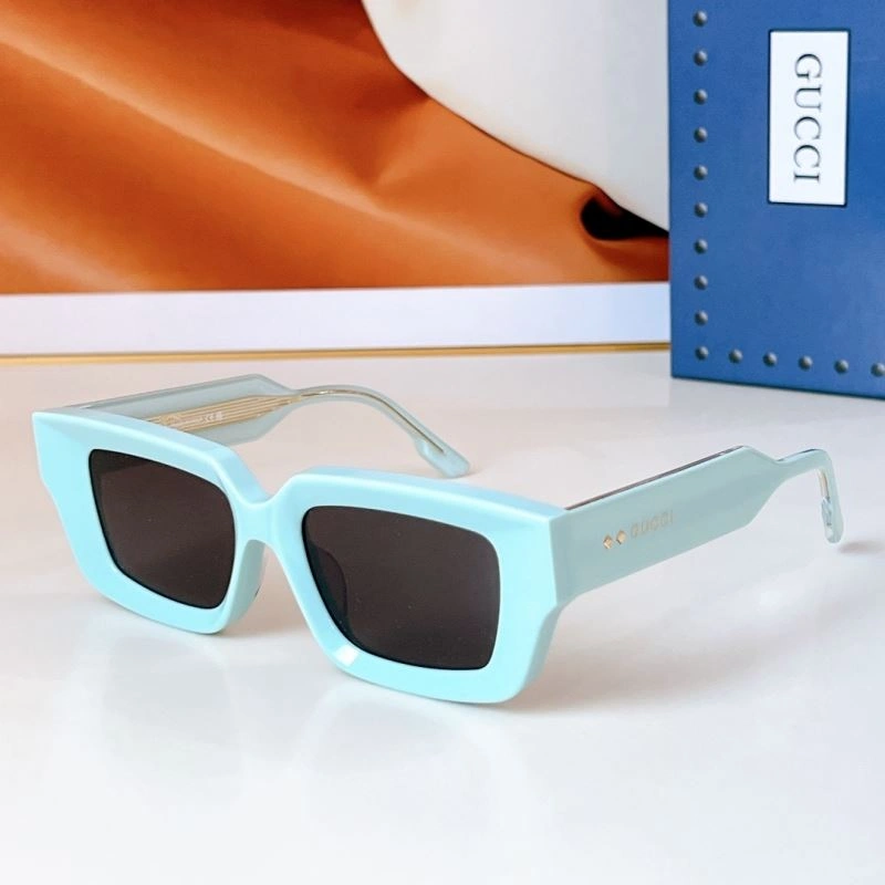 Chic Gucci Sunglasses 279996