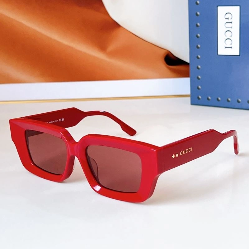 Chic Gucci Sunglasses 279996