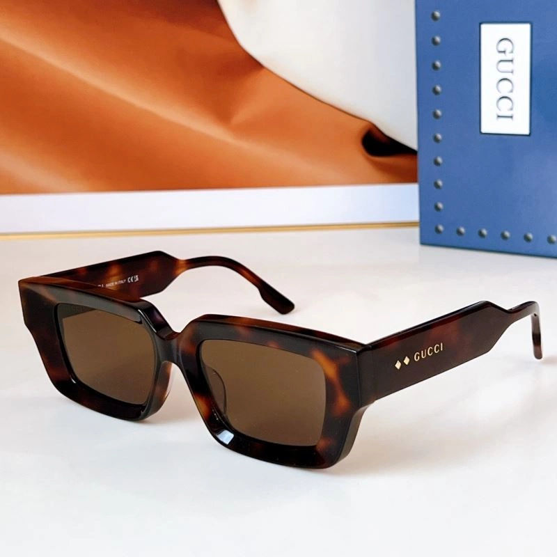 Chic Gucci Sunglasses 279996