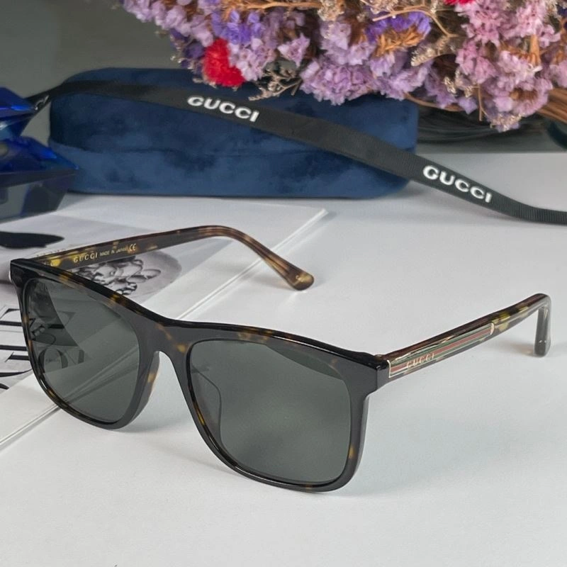 FashionForward Gucci Sunglasses 279992