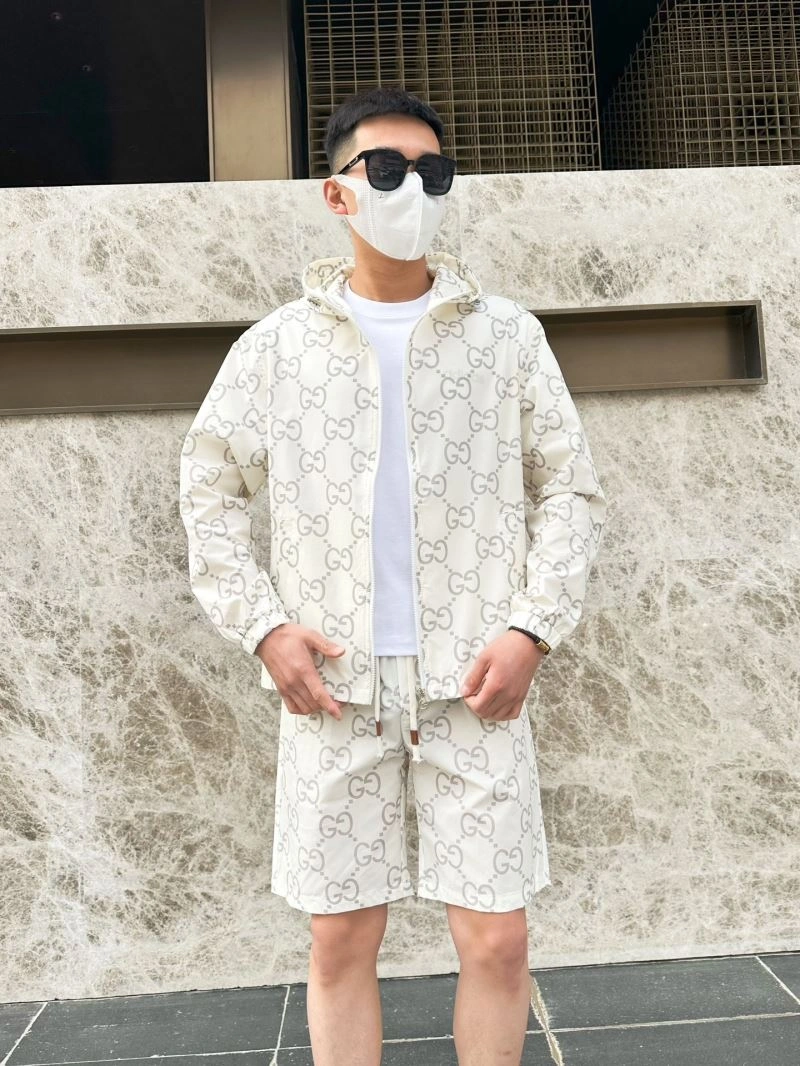 Efficient Gucci Sunscreen Jacket 126213