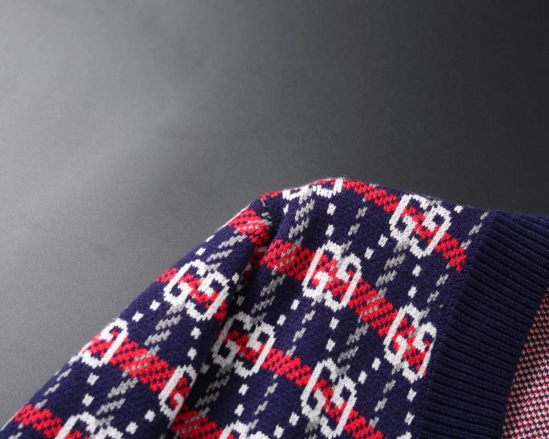 ZipUp Gucci Sweaters 128933