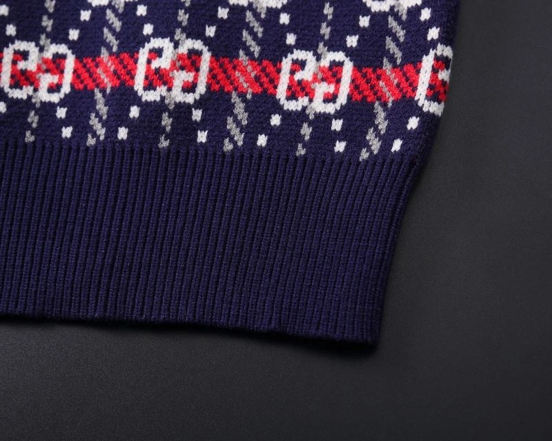 ZipUp Gucci Sweaters 128933