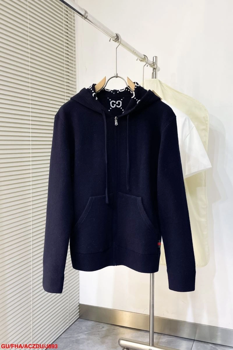 Bold Gucci Sweaters 128789