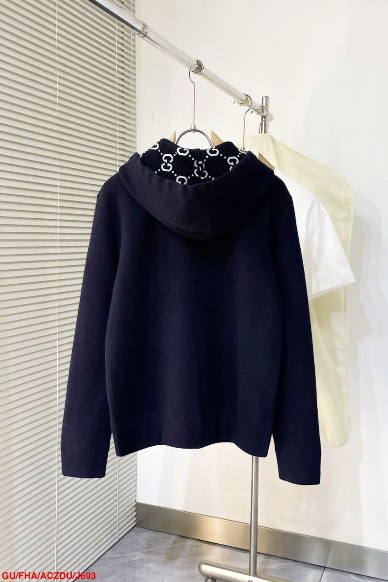 Bold Gucci Sweaters 128789
