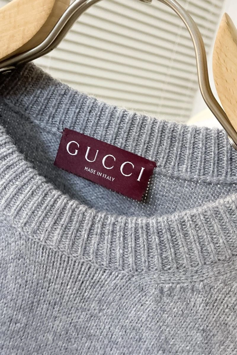 ModernLook Gucci Sweaters 128776