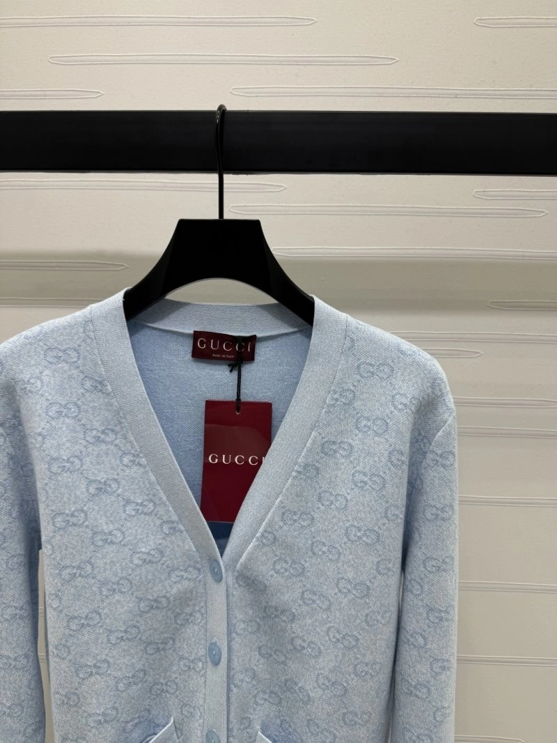 WaterResistant Gucci Sweaters 124599