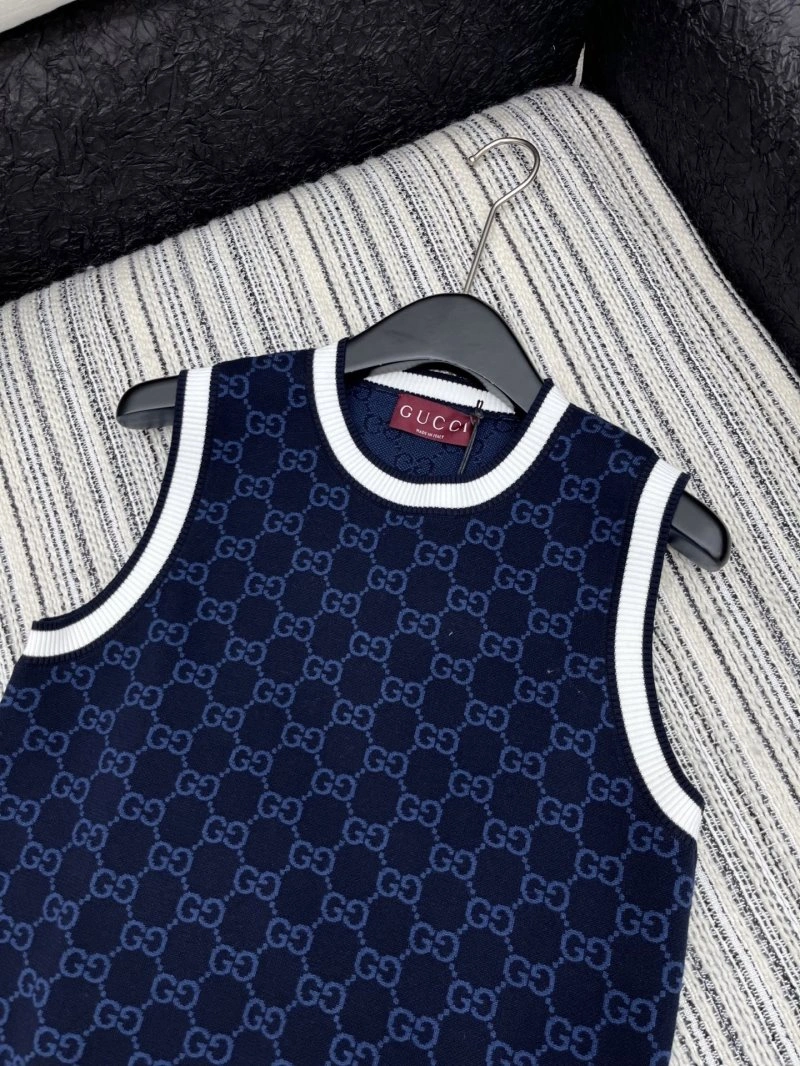 Lightweight Gucci Sweaters 124896