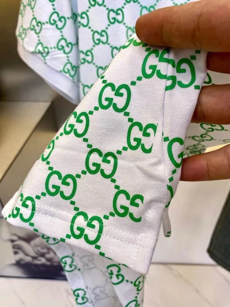 Gucci T-Shirts Chic 125137