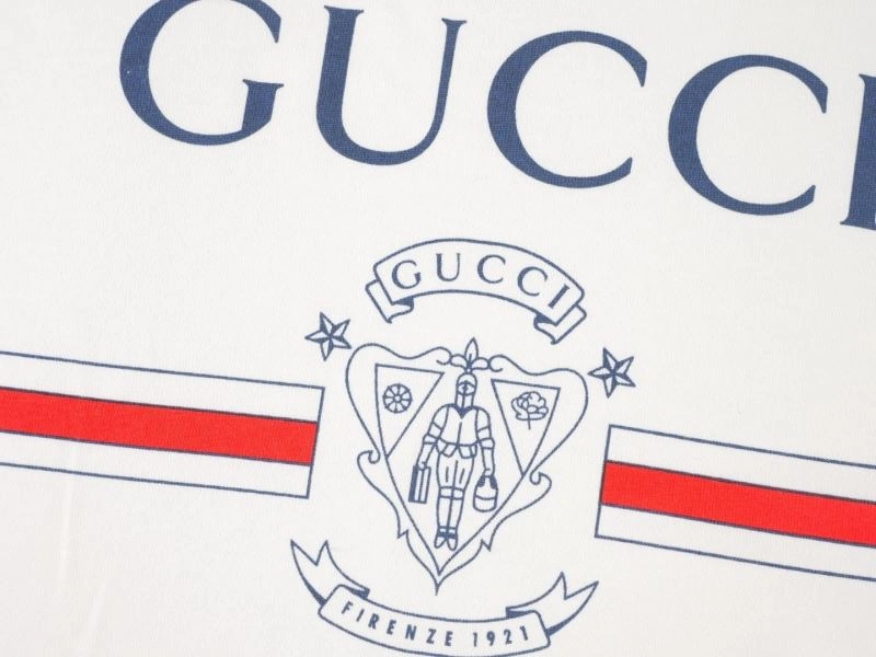 Gucci T-Shirts Trendsetting 128605