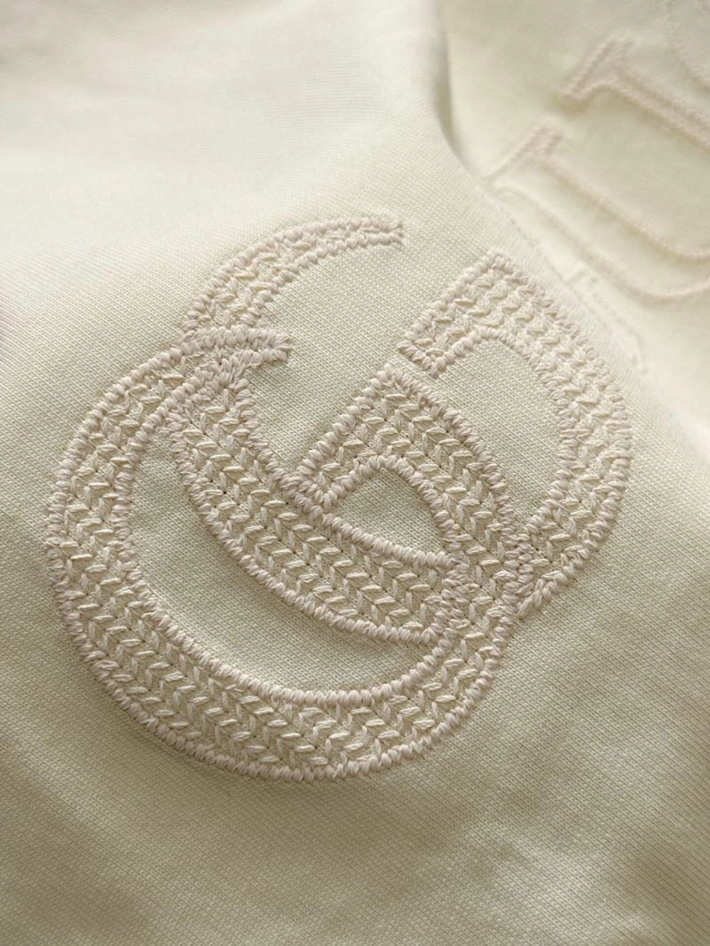 Gucci T-Shirts Comfortable 128960