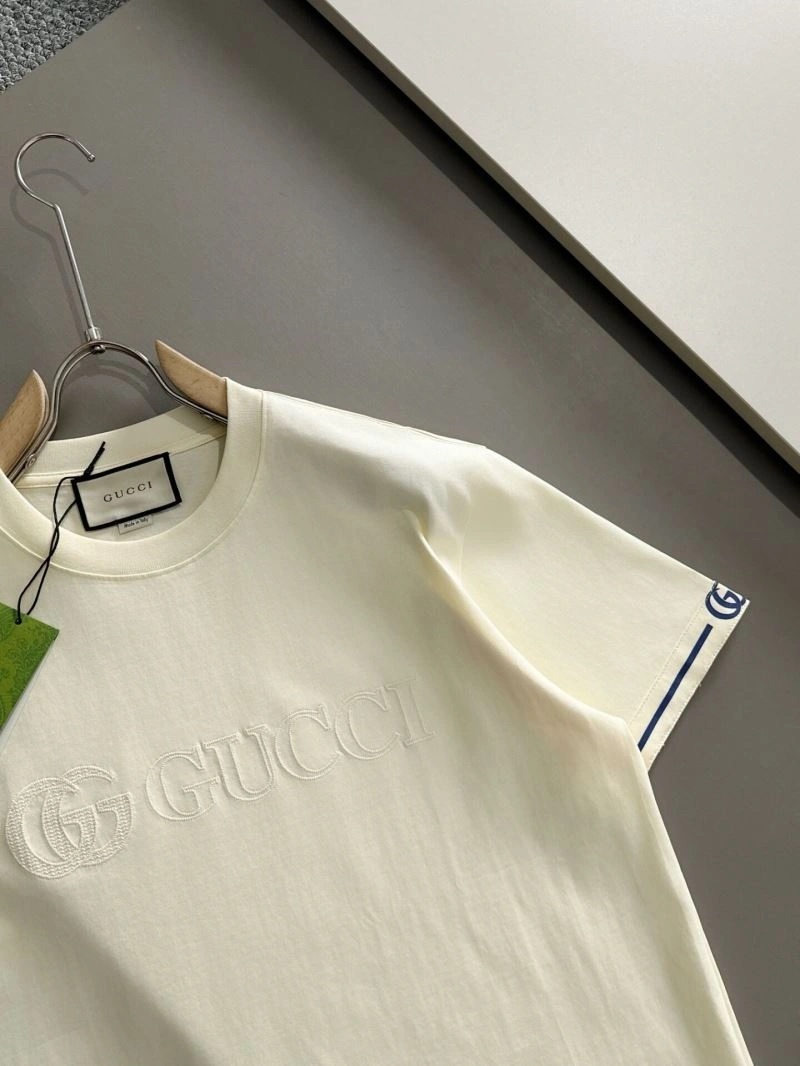 Gucci T-Shirts Comfortable 128960