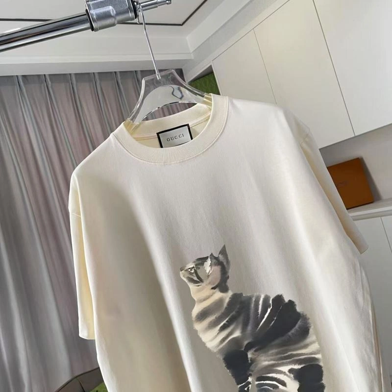 Unisex Gucci T-Shirts 125108