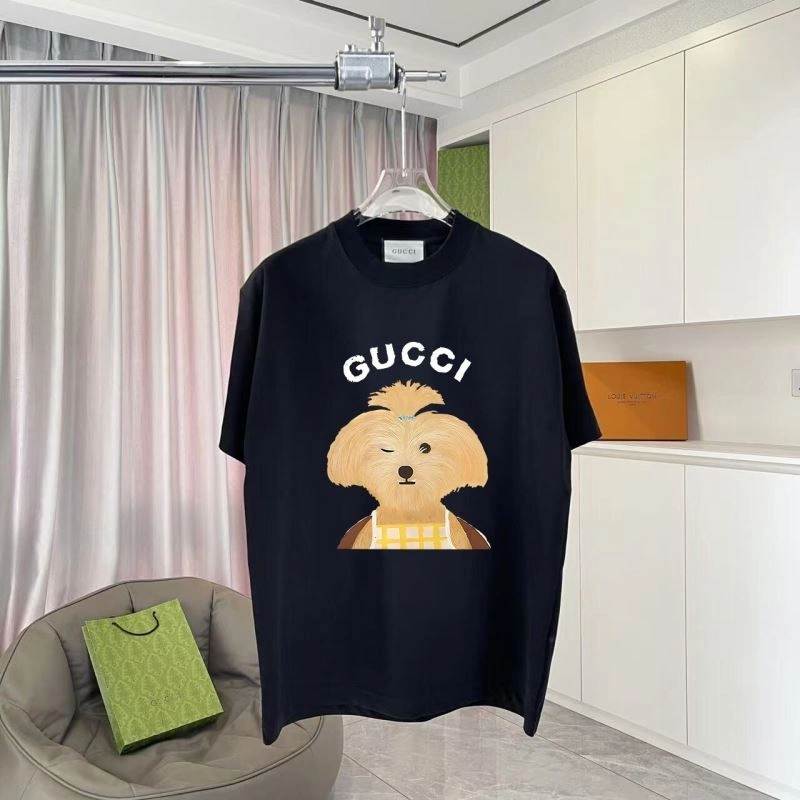 Unisex Gucci T-Shirts 125084