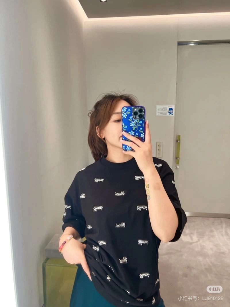 Gucci T-Shirts WrinkleFree 128510