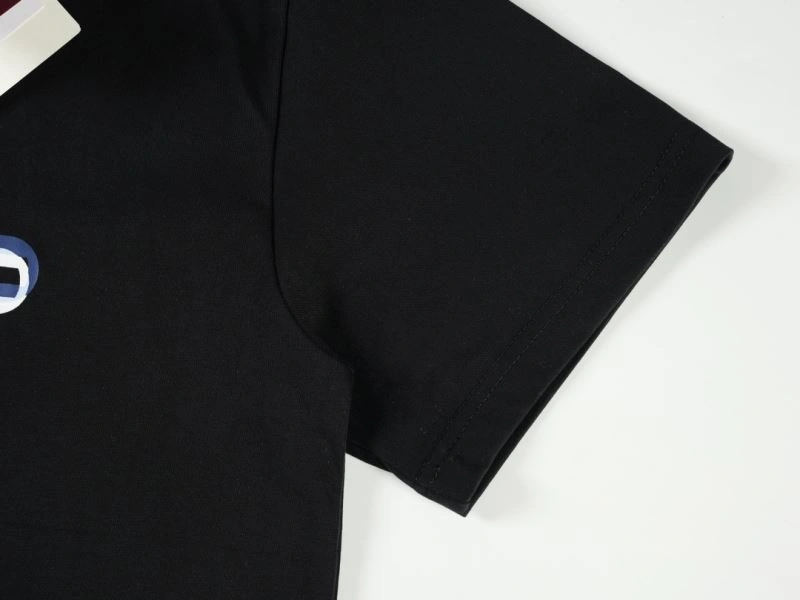 Gucci T-Shirts Trendy 128489