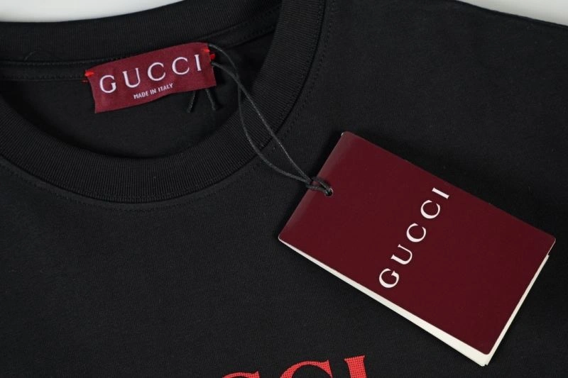 Resilient Gucci T-Shirts 128481