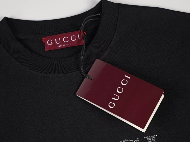 Bold Gucci T-Shirts 128482