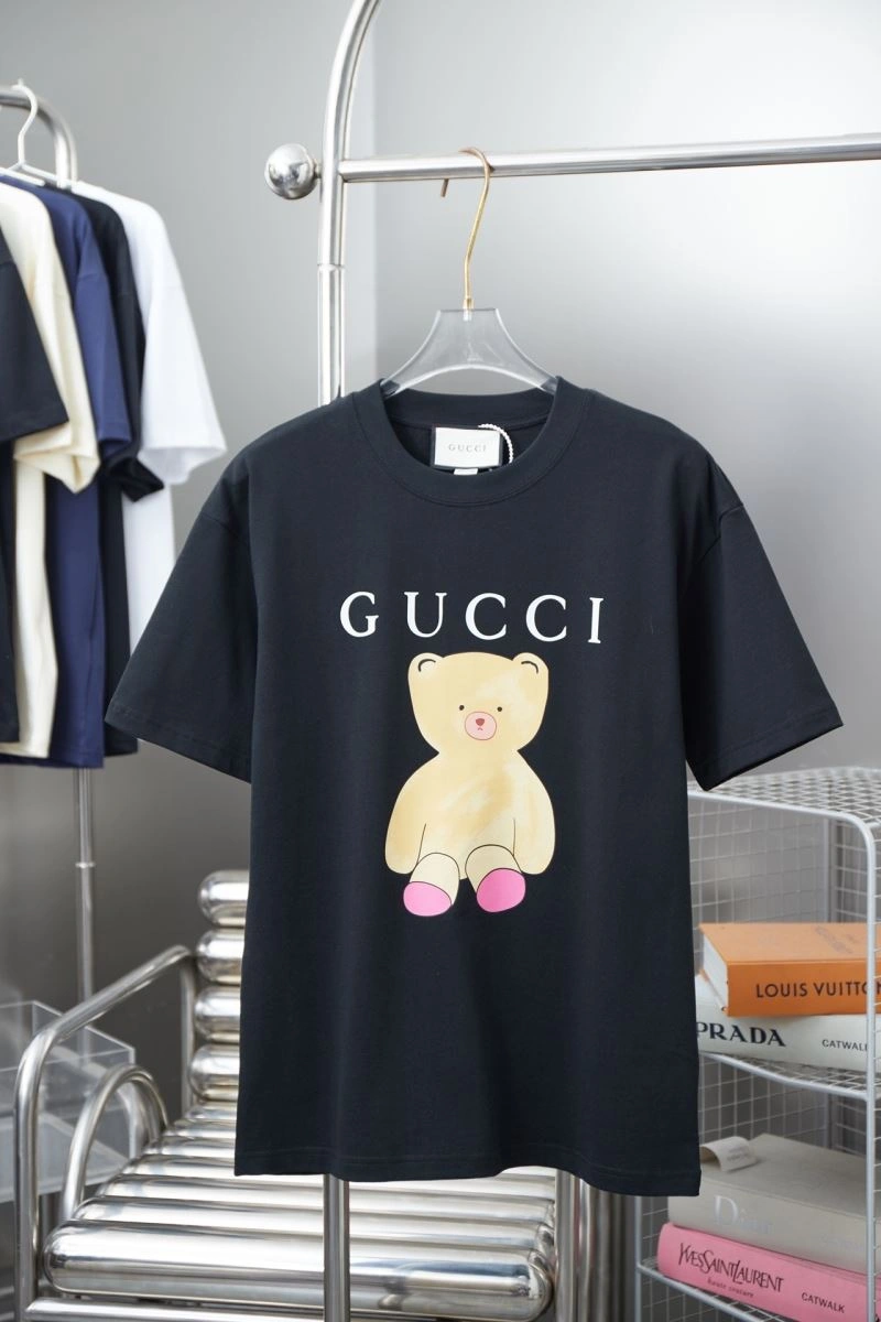 Modern Gucci T-Shirts 128451