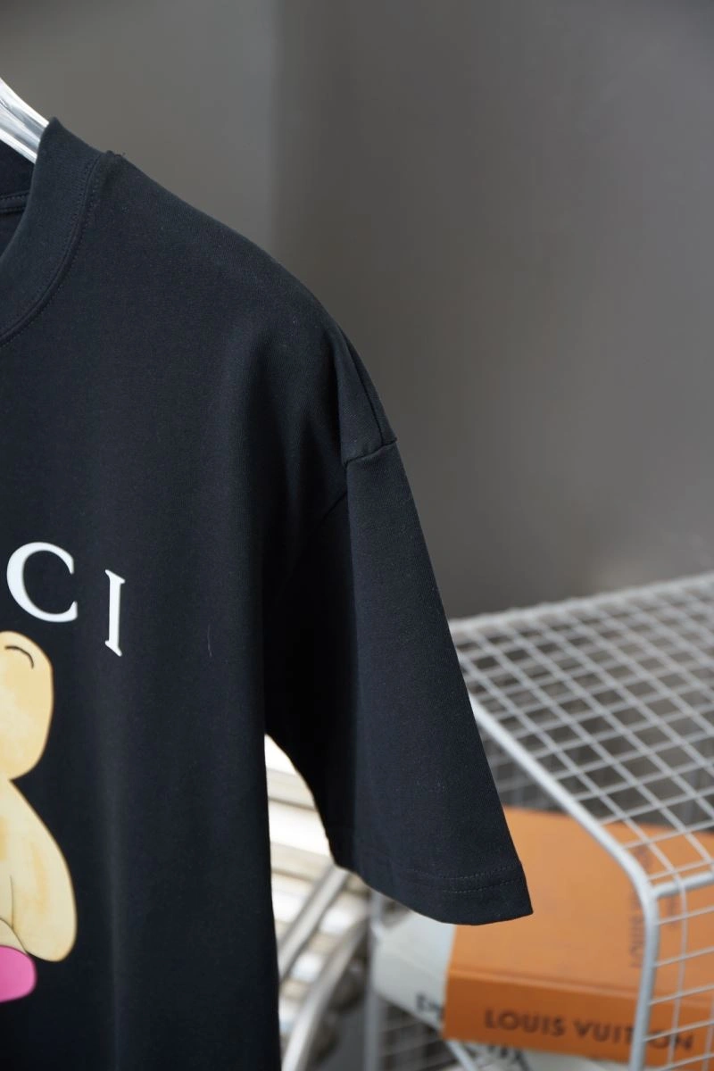 Modern Gucci T-Shirts 128451