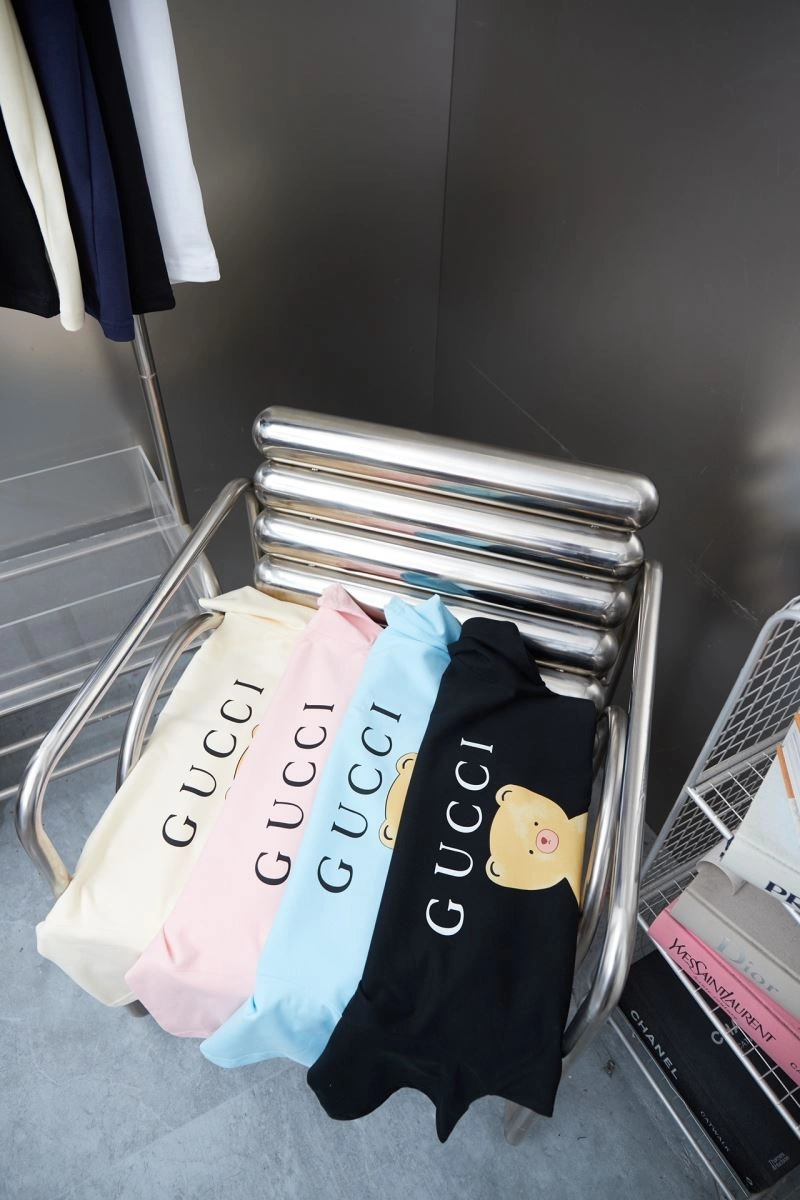 Modern Gucci T-Shirts 128451