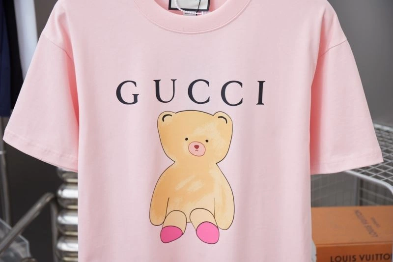 Sophisticated Gucci T-Shirts 128458
