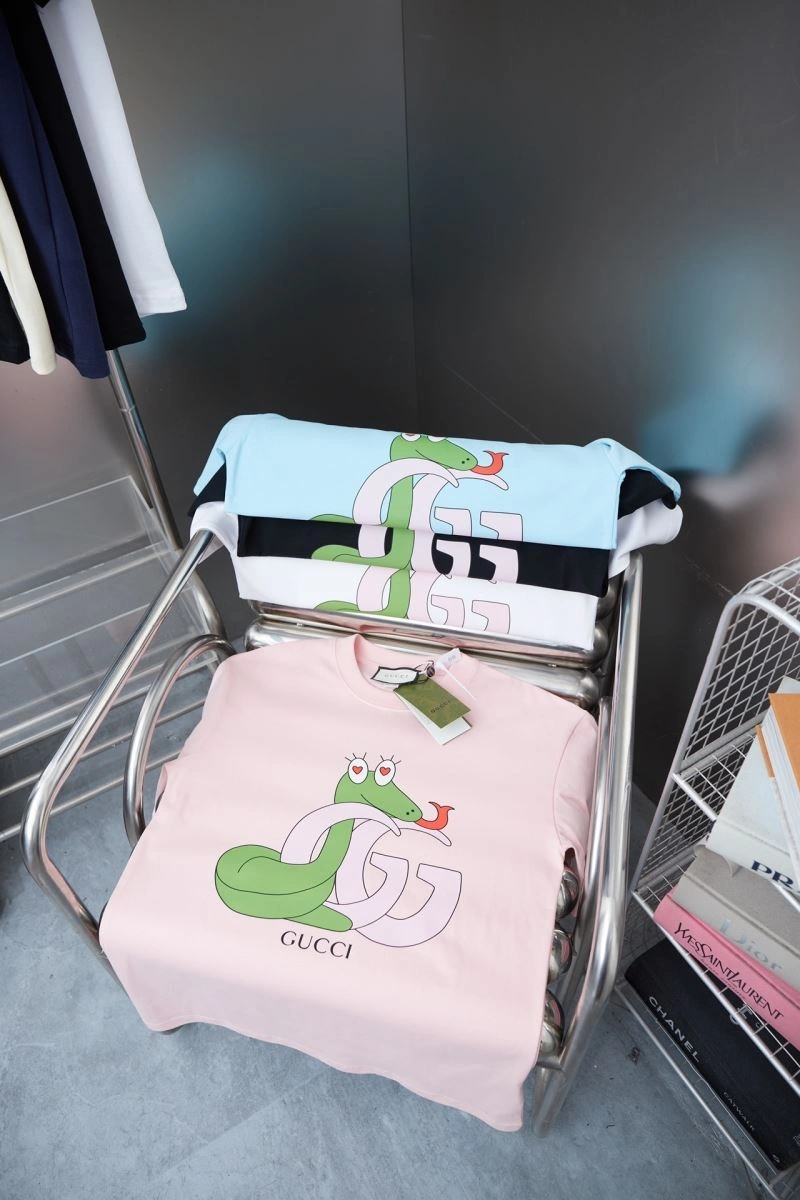 Contemporary Gucci T-Shirts 128452