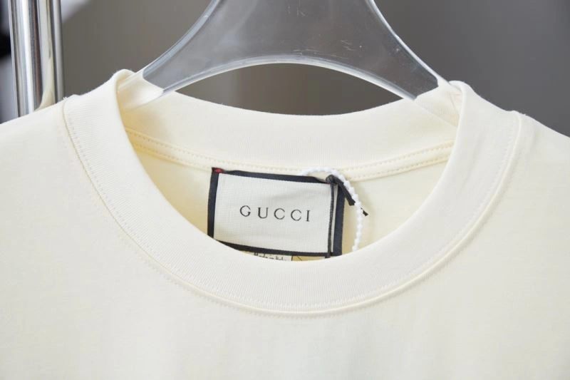 Gucci T-Shirts Breathable 128460