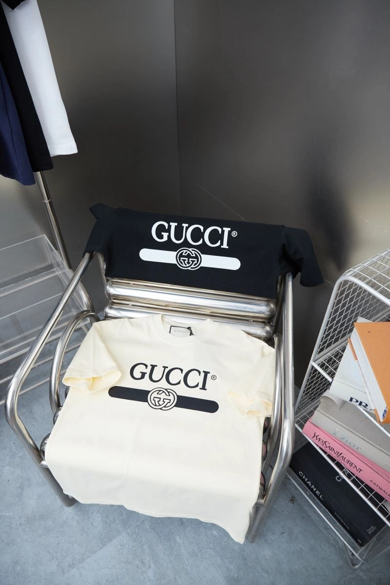 Gucci T-Shirts Breathable 128460