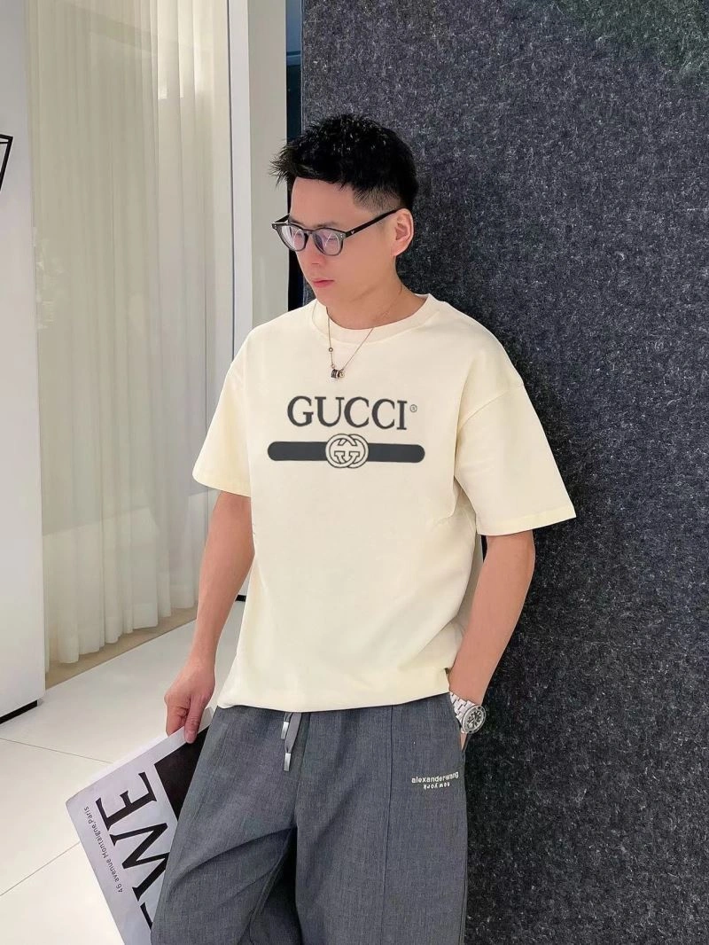 Gucci T-Shirts Breathable 128460