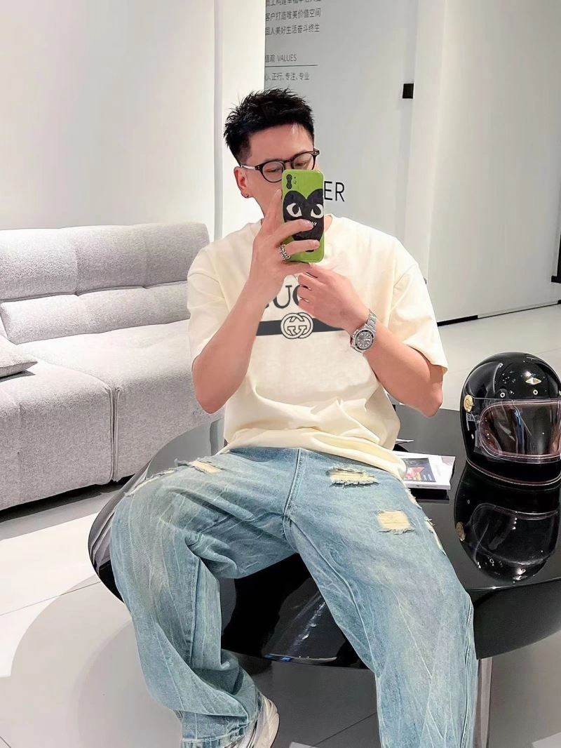 Gucci T-Shirts Breathable 128460