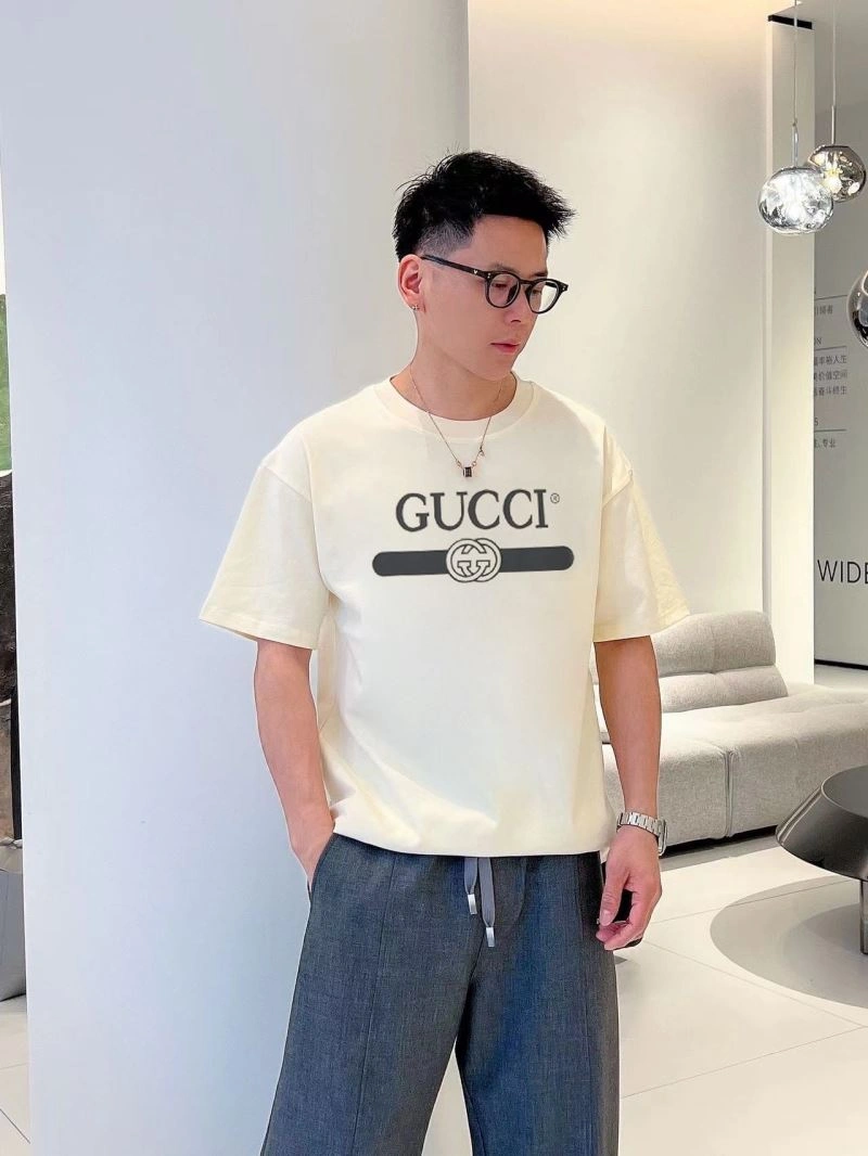 Gucci T-Shirts Breathable 128460