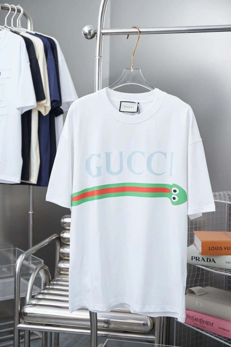 Vibrant Gucci T-Shirts 128447