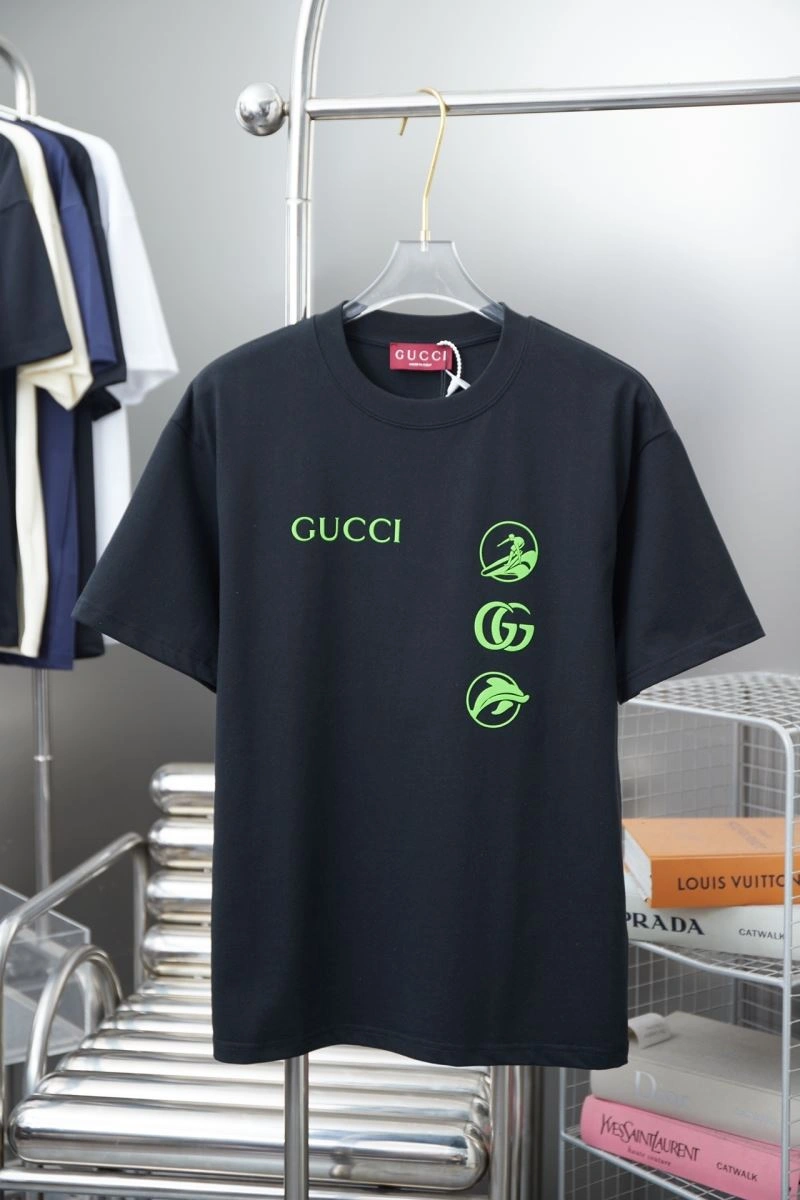 Gucci T-Shirts FashionForward 128450