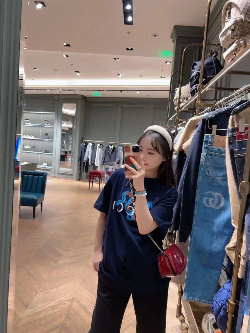 Gucci T-Shirts Cozy 128474