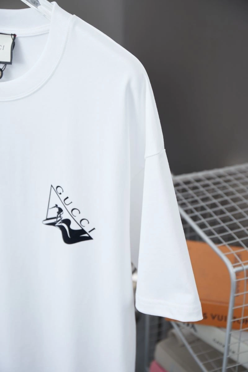 Gucci T-Shirts Unisex 128459